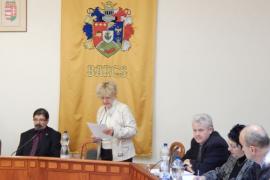 Elismerések átadása