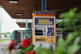 Érdemes az automatákat választani a jegyvásárláshoz a Balaton-mentén
