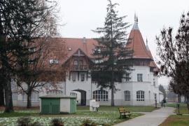 Tizenhat lakást vesz a barcsi önkormányzat