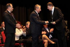 Dr. Gara István kapta a legrangosabb megyenapi kitüntetést
