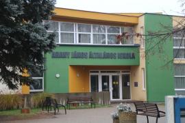 Sikeresen versenyzetek az "aranyos" diákok Versenyen az Arany iskola tanulói