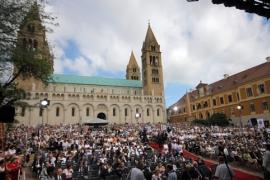 Újabb csúcsot döntött a turizmus