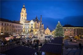 Pécsett és Kaposváron is megkezdődött az adventi vásár