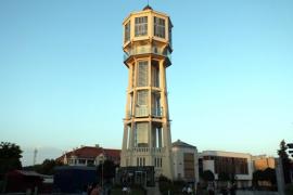 A Balatonhoz közel eső házak tulajdonosaitól több pénzt kérne Siófok